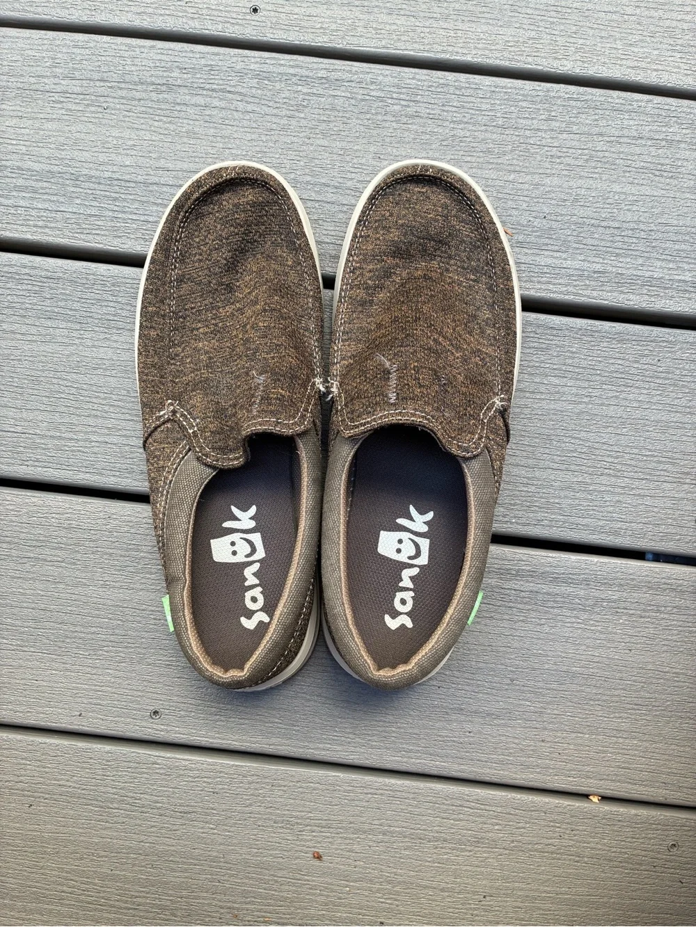 Sanuk Men’s size 10 Dark Brown Canvas Slip-On Loafers